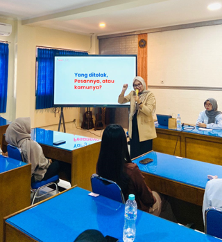 Peran Public Speaking dalam Meningkatkan Profesionalisme Debater Hukum